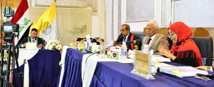 مشاركة احد تدريسي كلية المنصور الجامعة. ا.د.عبدالغفار عبدالجبار في مناقشة رسالة ماجستير / كلية الاداب /جامعة بغداد